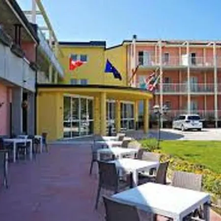 Bella Отель Лацизе