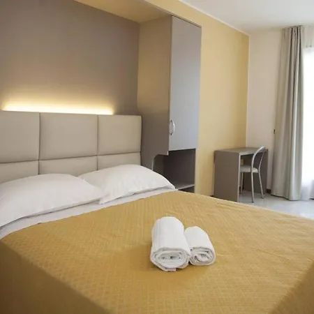 Bella 4* Lazise