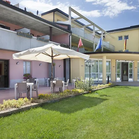 Bella 4* Λατζίζε