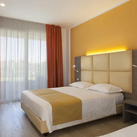 فندق Bella لاتيزي